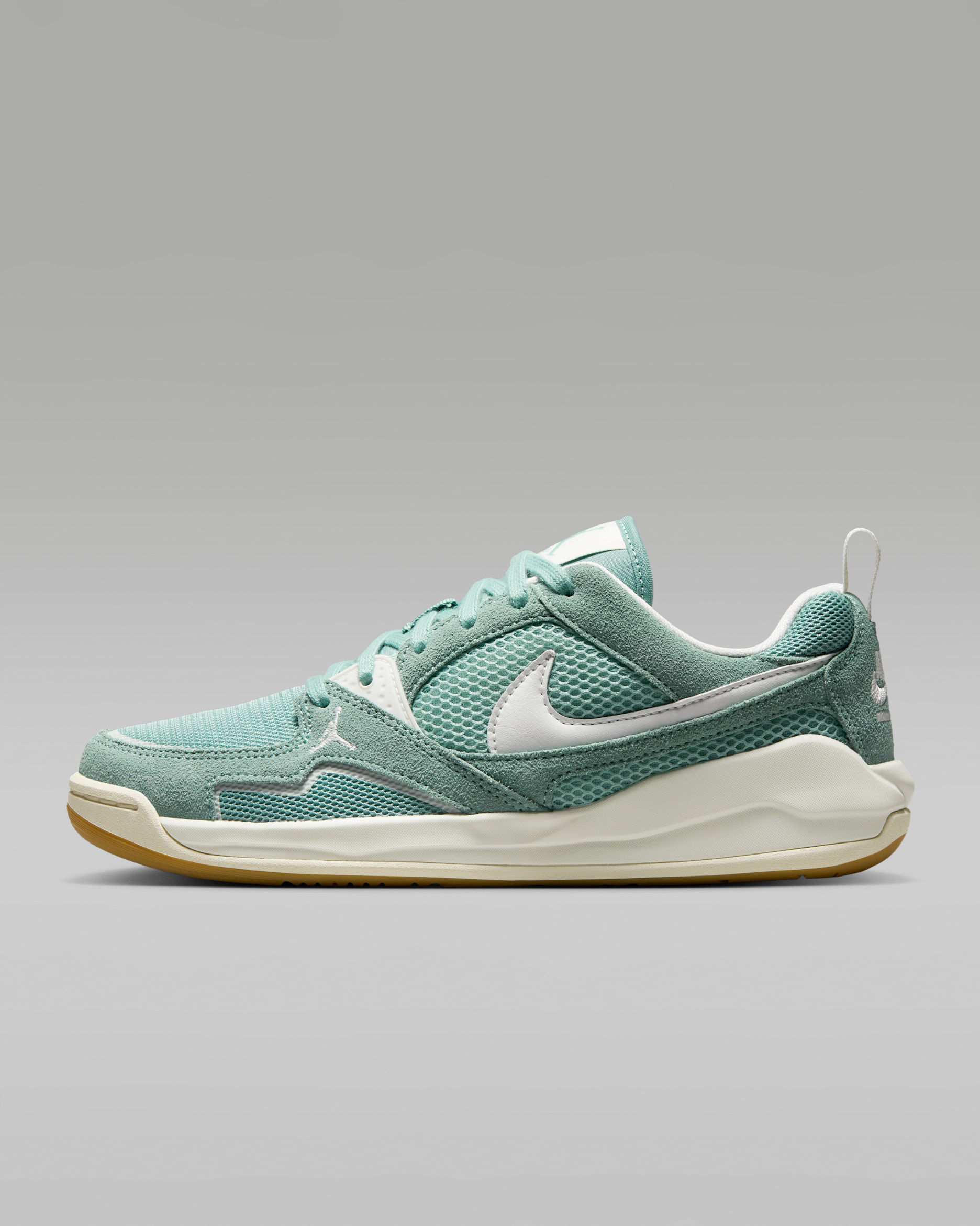 Jordan CMFT Era Women's Shoes. Nike.com